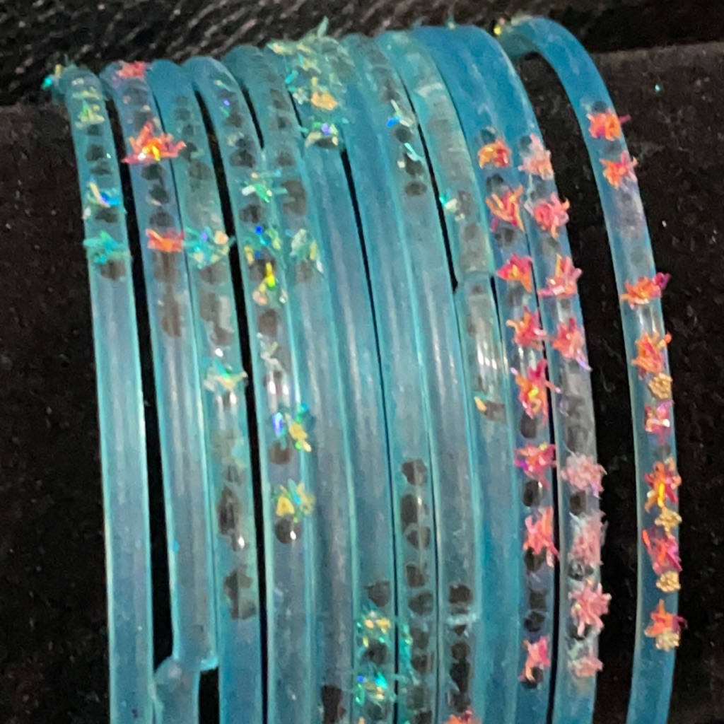 12 Sari IndianPakistani Bollywood Bangles Bracelets Blue Glass Costume 25 20$